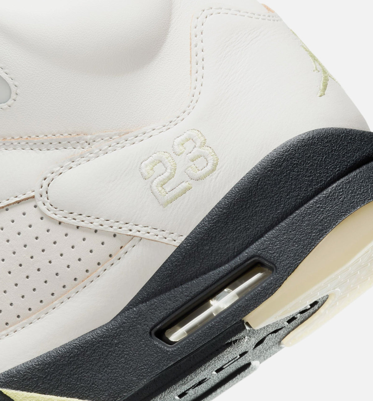 Air Jordan 5 Retro Luminous Green and Sail – Women's Lifestyle Shoe in Sail/Luminous Green/Anthracite